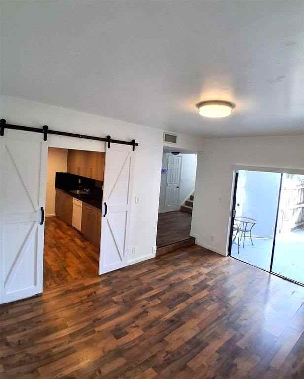 2718 S University Dr #17B - Photo 3 of 28