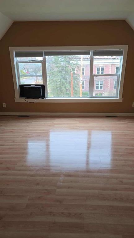 600 Chapple Avenue - Photo 6 of 11