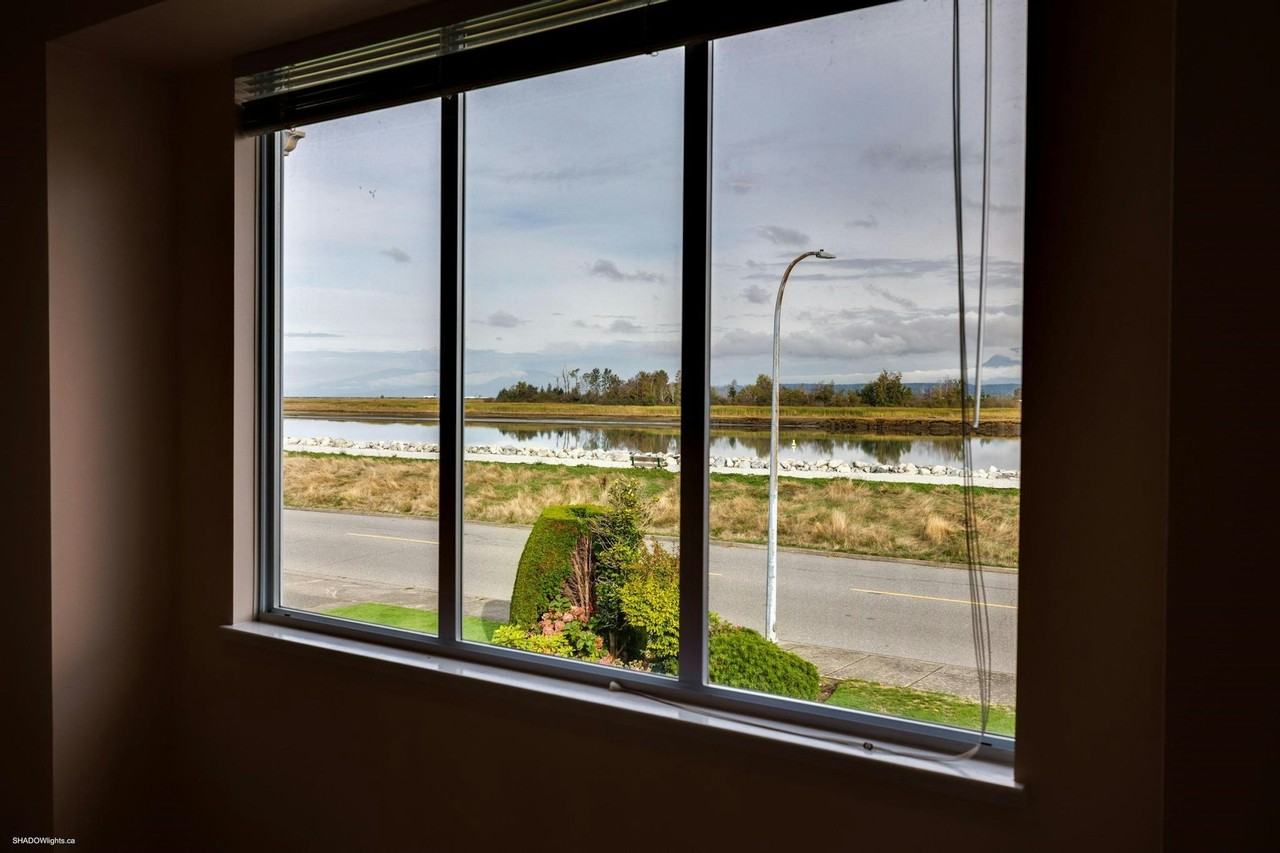 3200 River Road - Photo 2 of 36