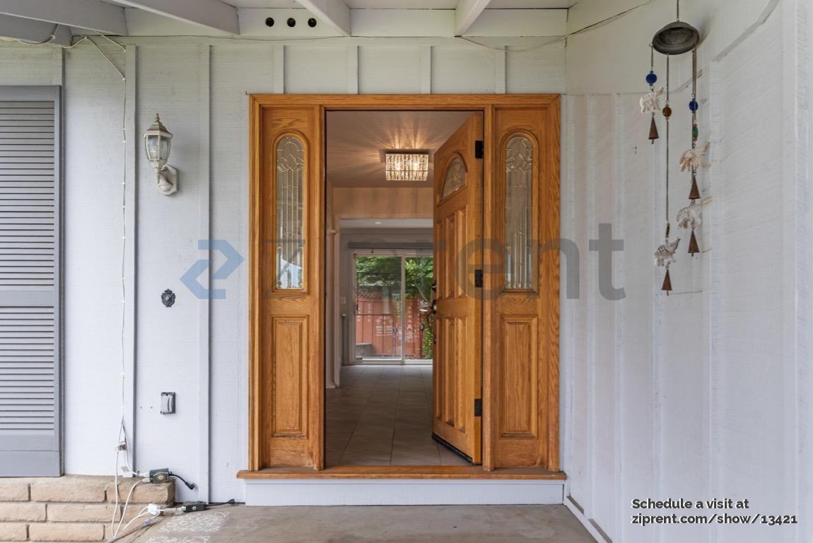 5016 Wembley Ct - Photo 2 of 25