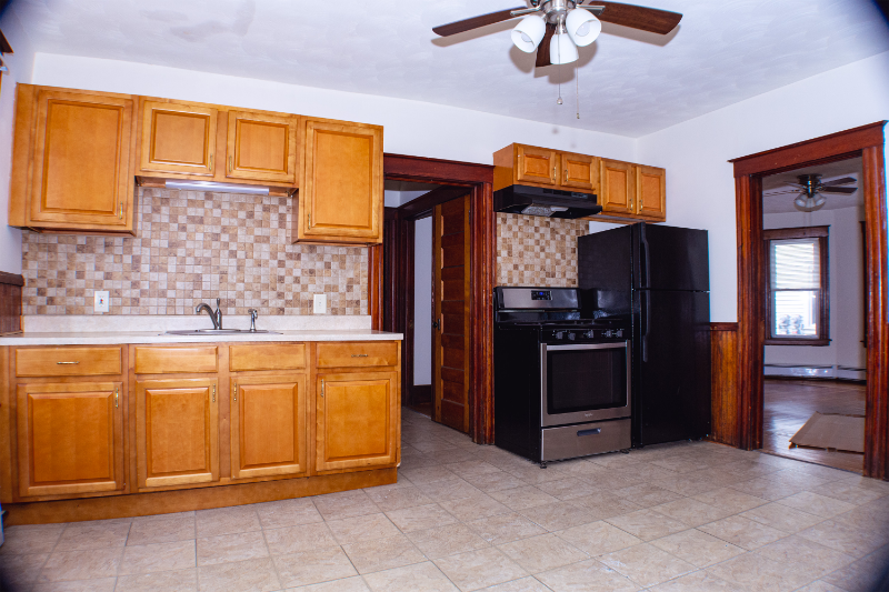 436 Park St #1 - Photo 2 of 4