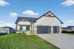 5108 154th Cir - Photo 1 of 1