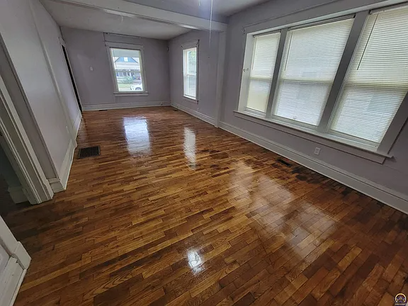 1609 Sw Buchanan St - Photo 2 of 11