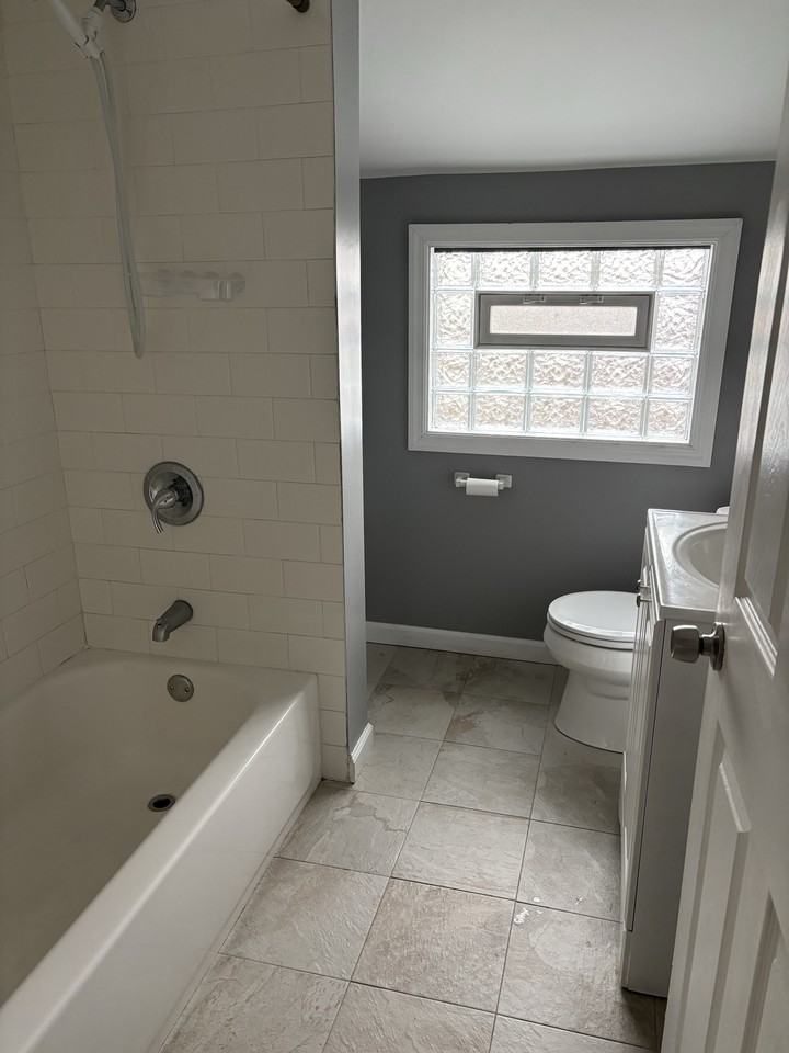 547 Beaver St #547 - Photo 5 of 7