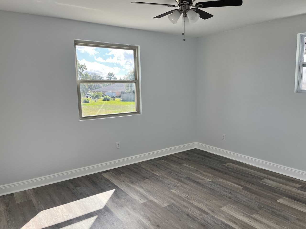 8433 Creole Dr - Photo 4 of 28