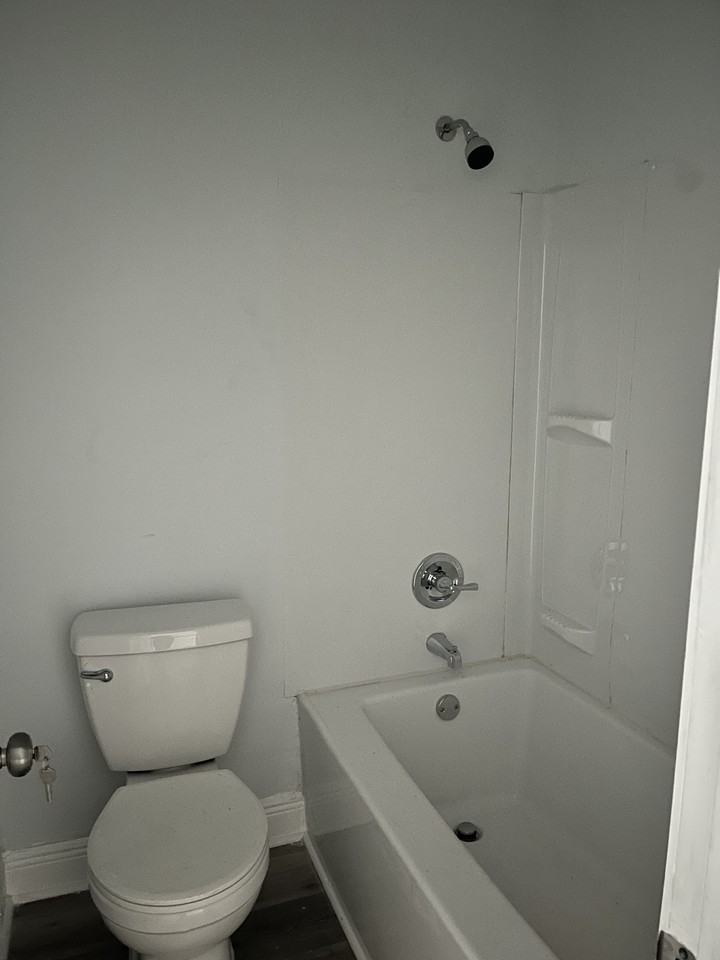 8433 Creole Dr - Photo 6 of 28