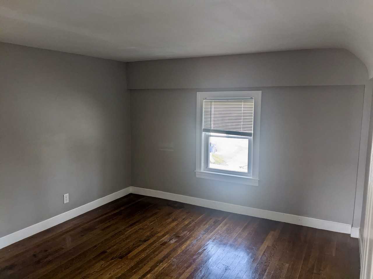 172 Union St #5 - Photo 3 of 9