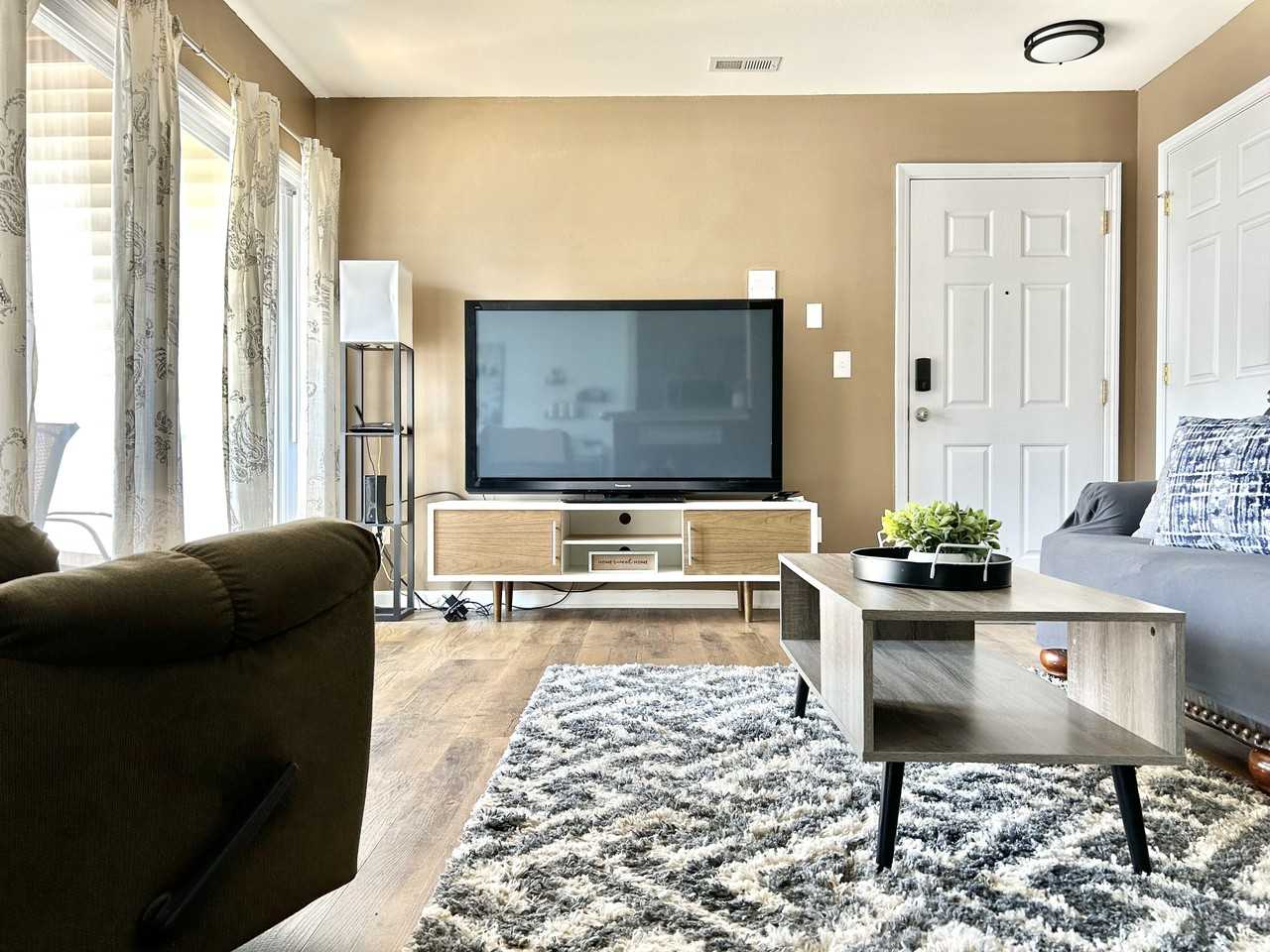 7109 Lambeth Farm Lane