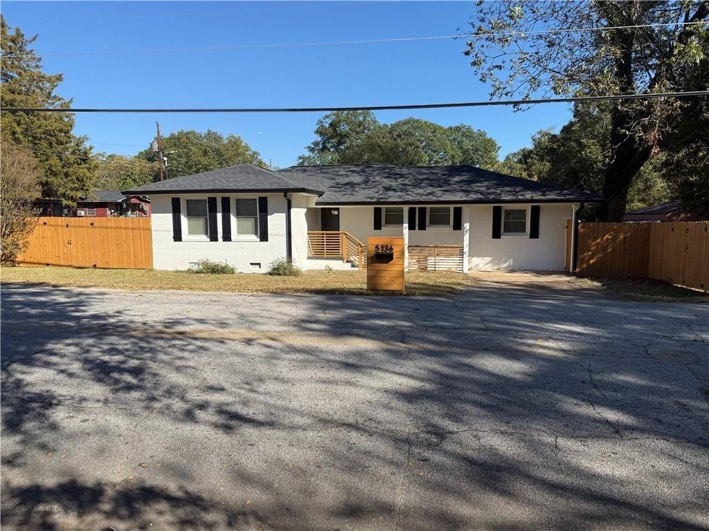 5136 Jones Rd - Photo 2 of 14