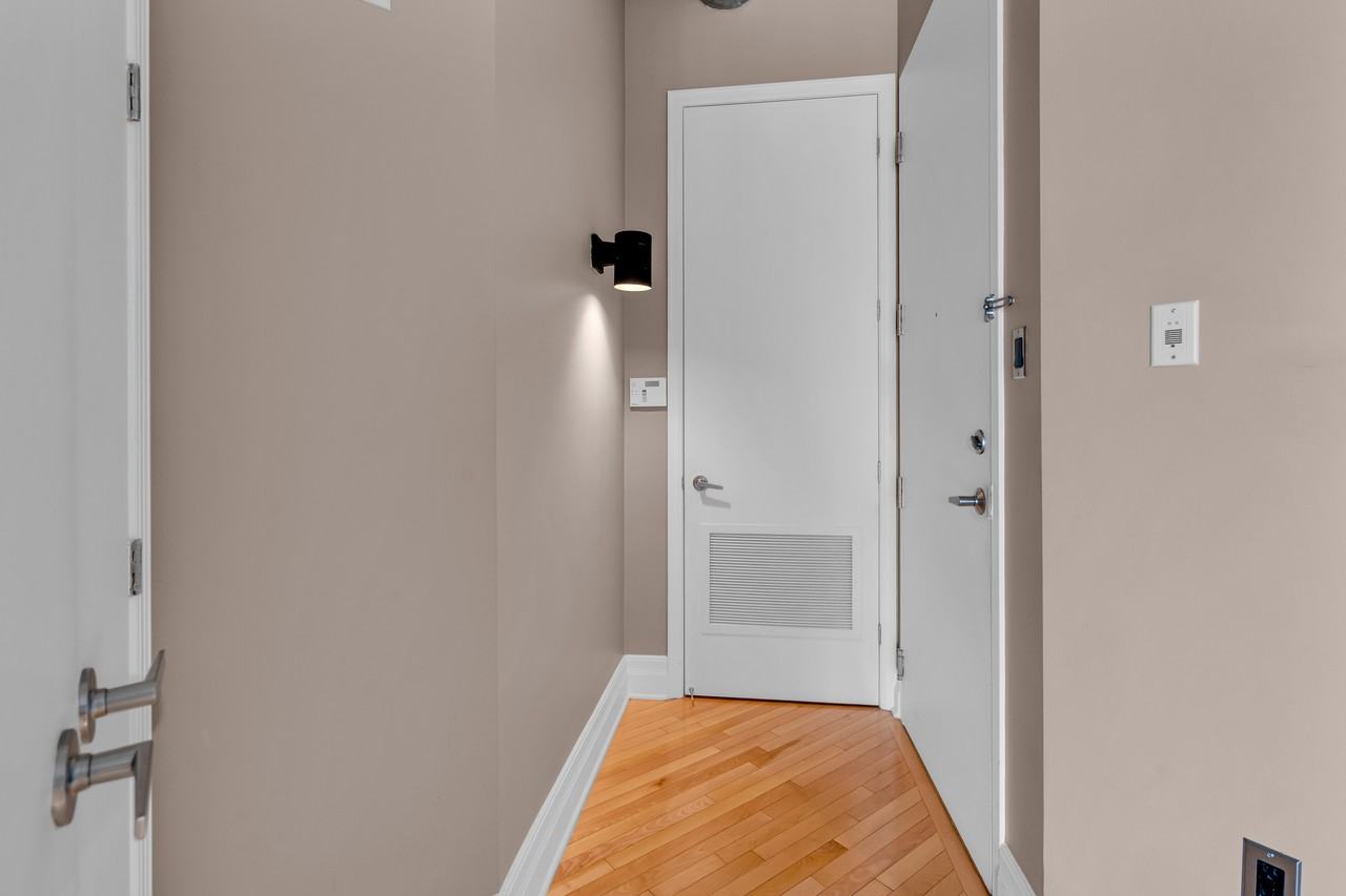 420 Berkley Avenue #206 - Photo 3 of 38