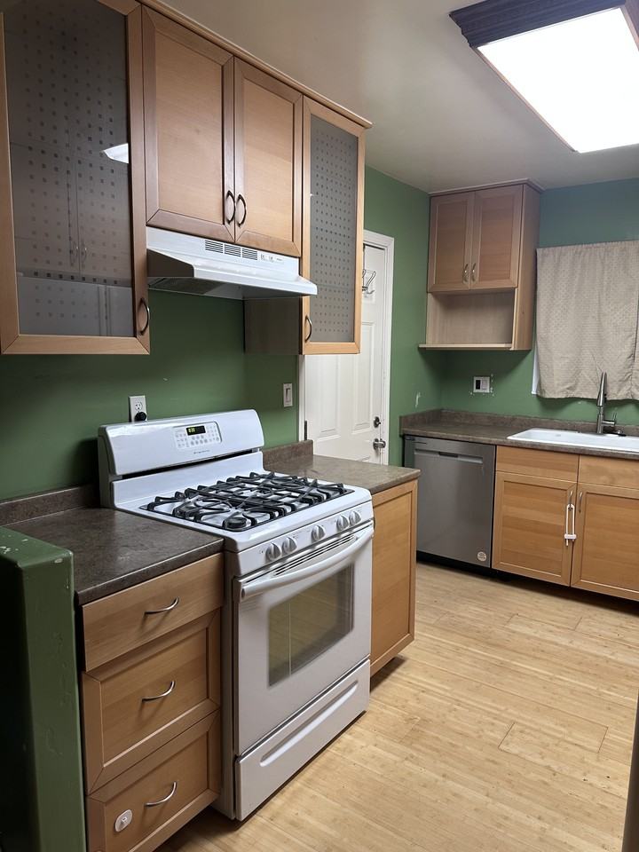 109 Shasta St #NA - Photo 3 of 10