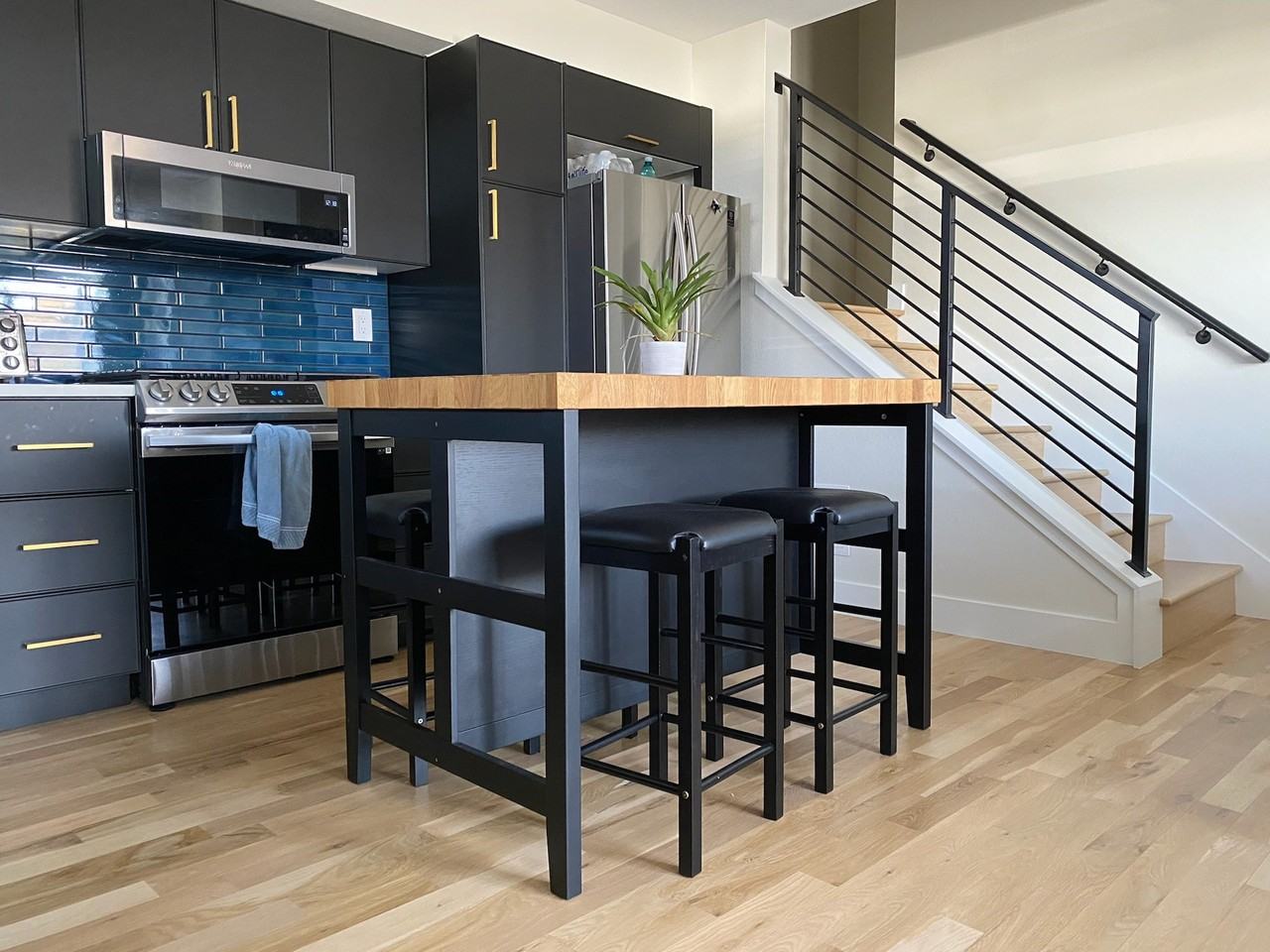 2400 S Delaware St #2 - Photo 3 of 16