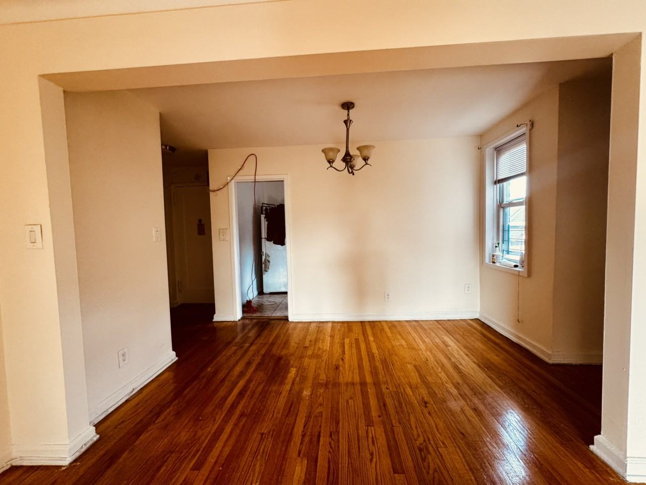 120-05 Hillside Ave - Photo 3 of 7