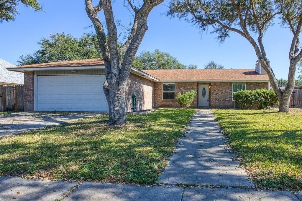 2303 Twin Oaks Drive