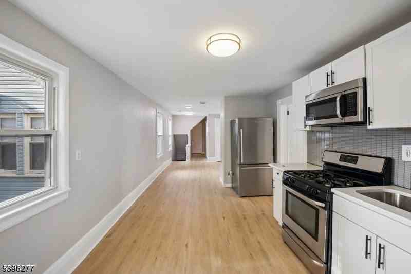 176 Valley St #2 - Photo 3 of 30