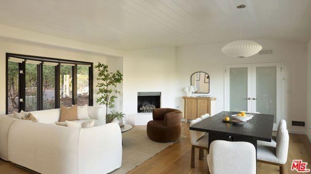 5692 Holly Oak Dr - Photo 7 of 8