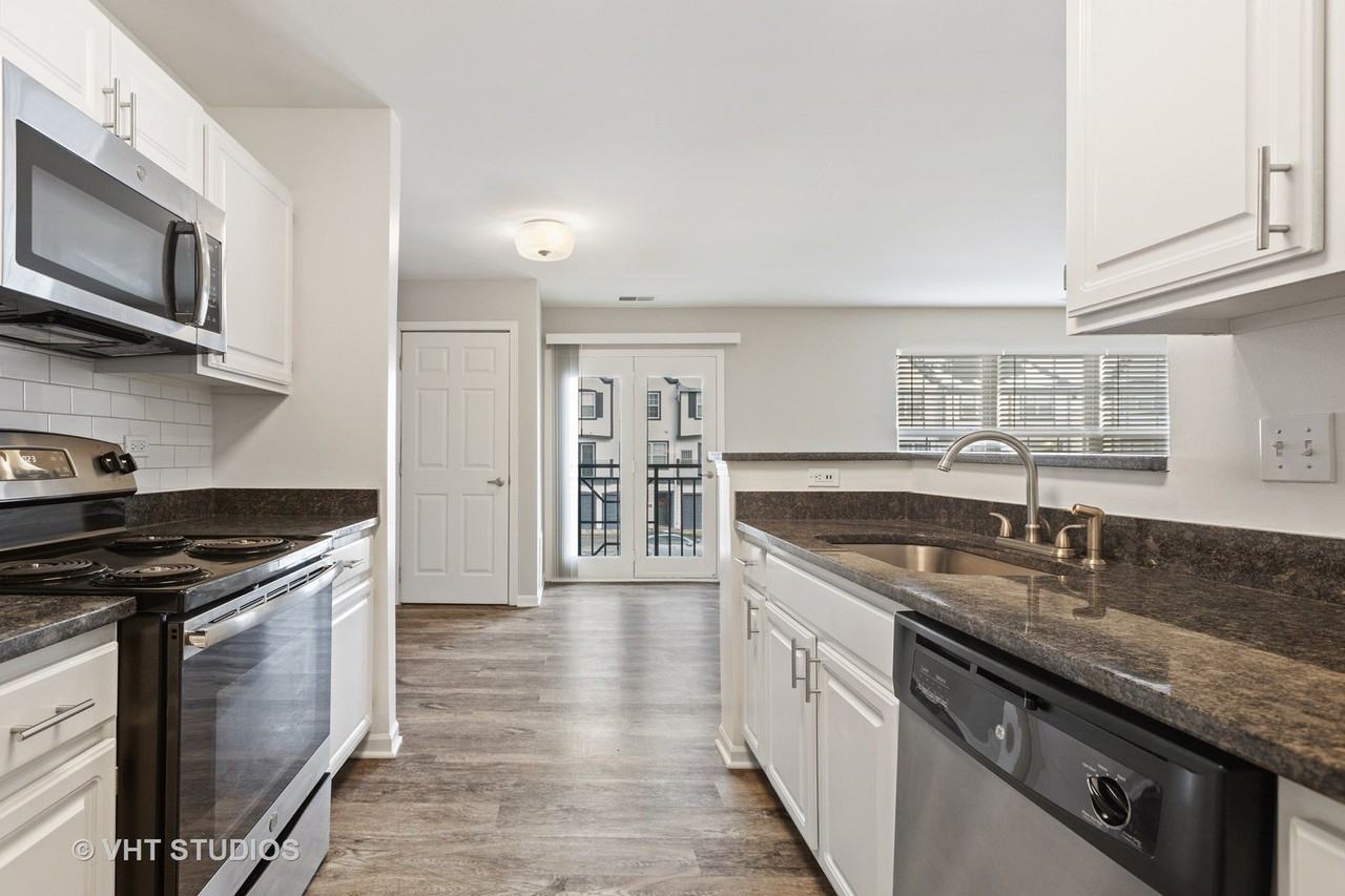 350 Schubert Court #350 - Photo 7 of 50