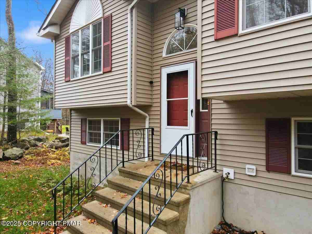 163 Long Woods Rd - Photo 2 of 50