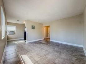 1010 9th St #6 - Photo 1 of 1