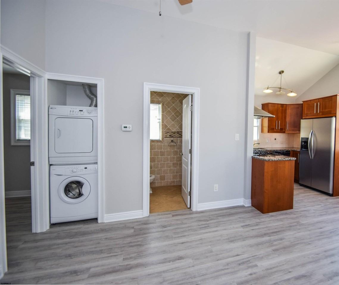 11 S Jefferson Ave - Photo 3 of 10