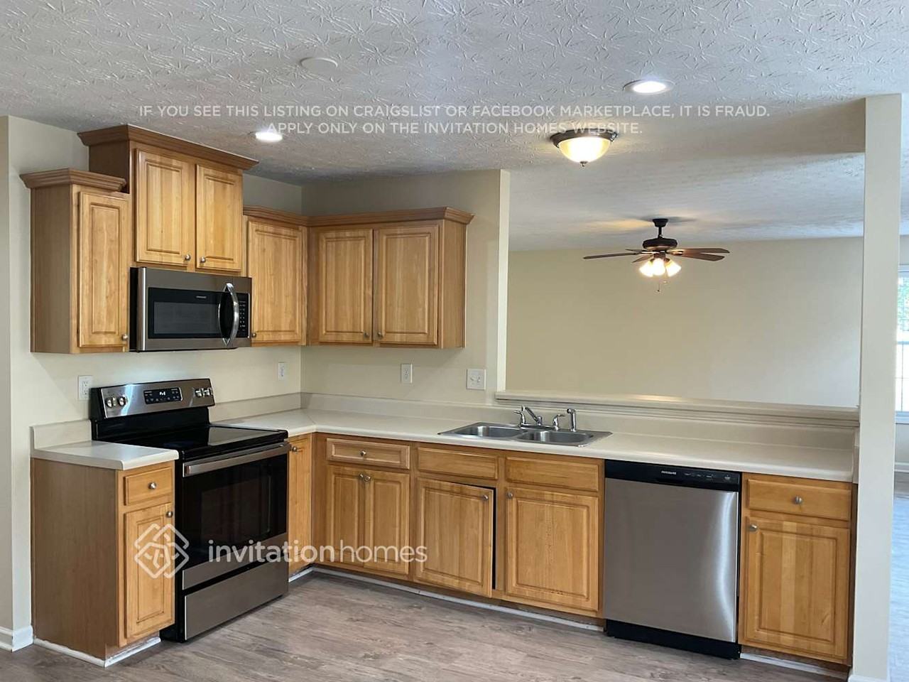 1529 Hillary Cove Ct - Photo 7 of 19