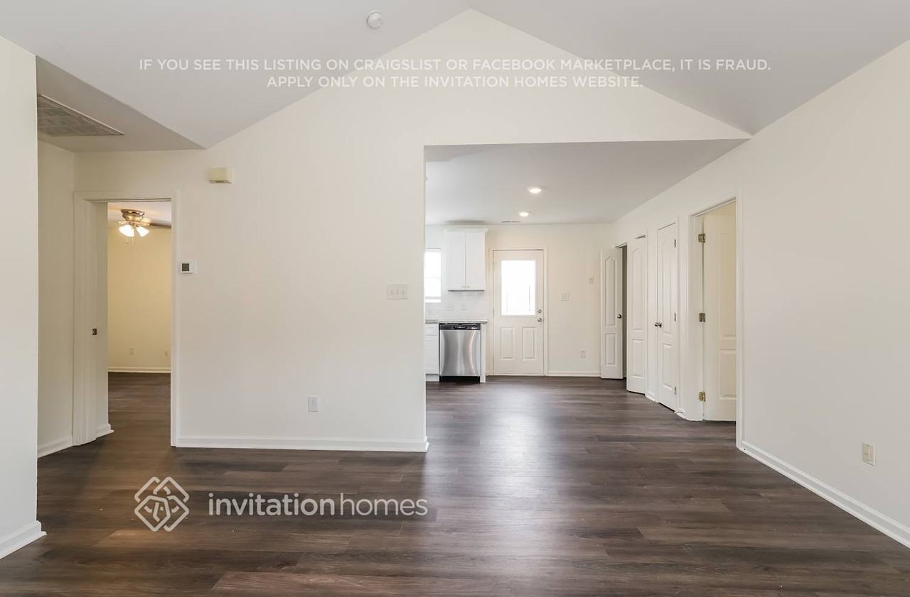 299 Maynard South Dr - Photo 7 of 17