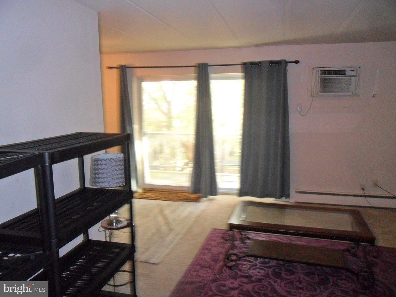 610 West 11th Street #6 - Photo 4 of 12