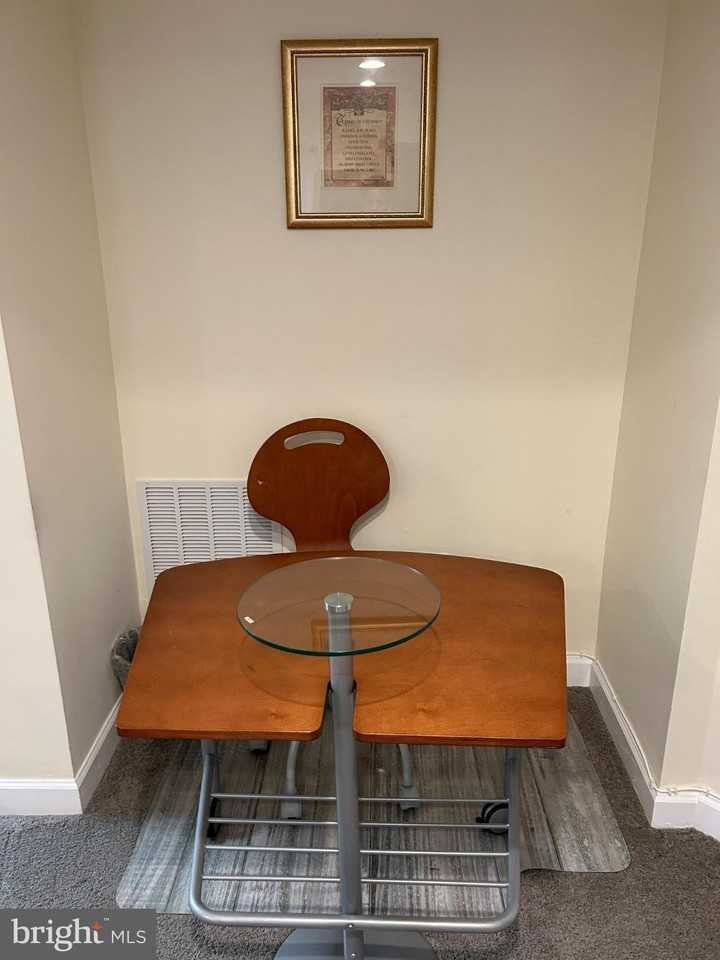 BUXTON Place - Photo 3 of 9