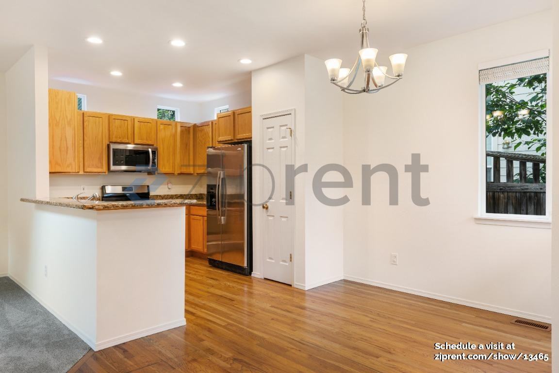 15150 Northeast 8th Place - Photo 5 of 18