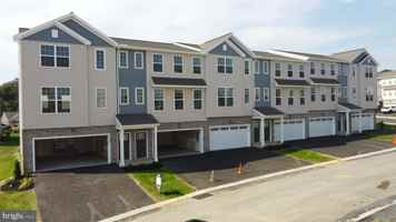 featured image of 1851 Shady Ln