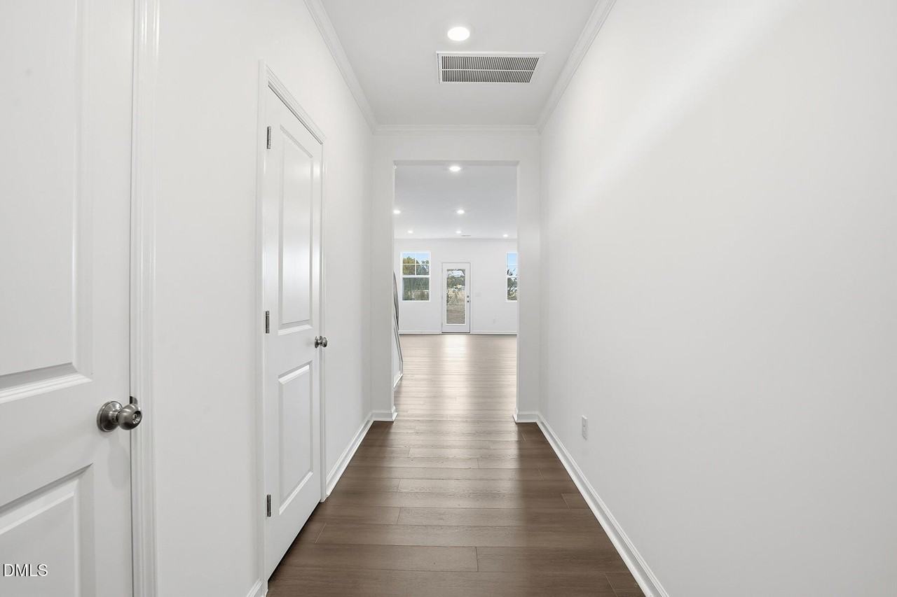 84 Blossom Field Way - Photo 4 of 30