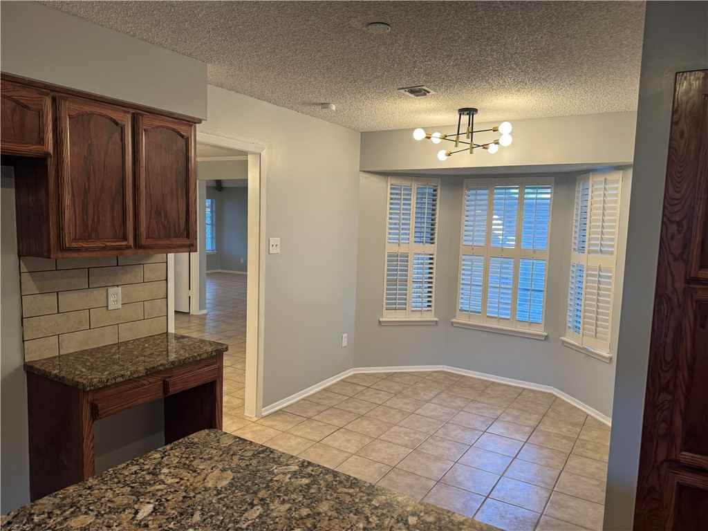 5518 Kenith Cir - Photo 3 of 21
