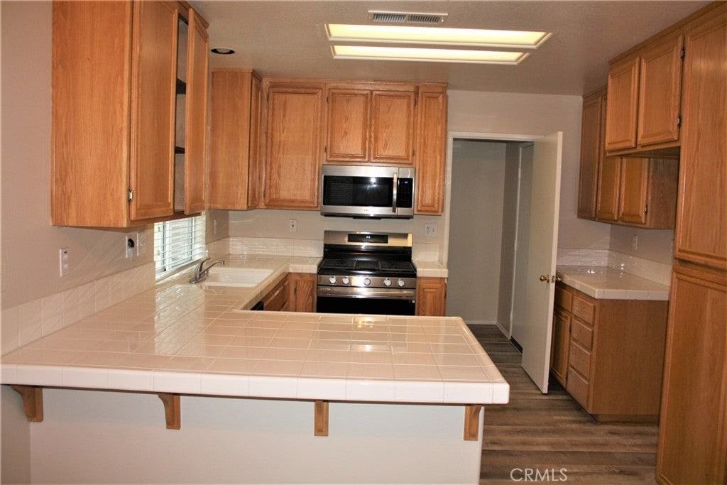 6022 Applecross Dr - Photo 4 of 22