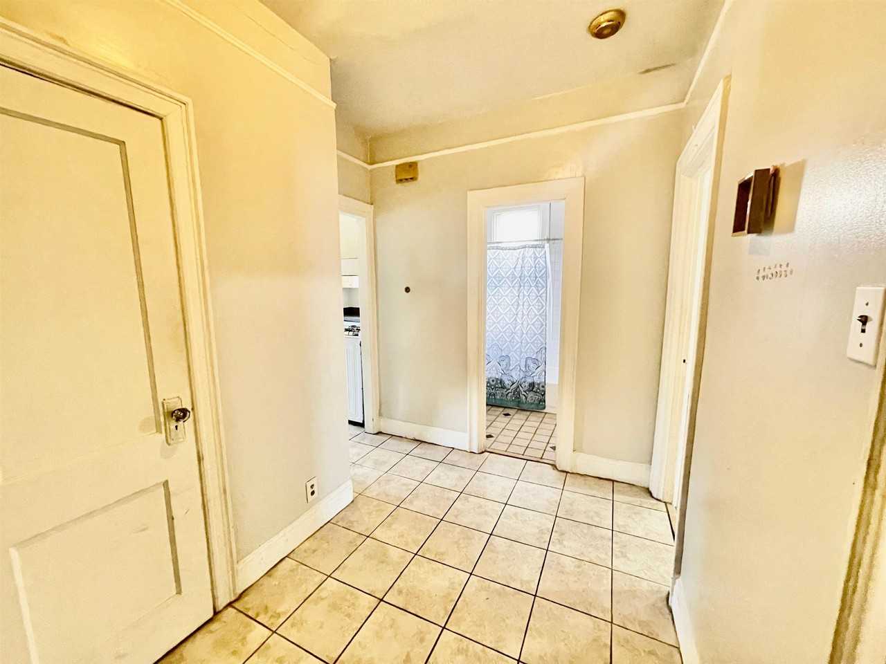 235 Liberty Ave ##6 - Photo 4 of 19