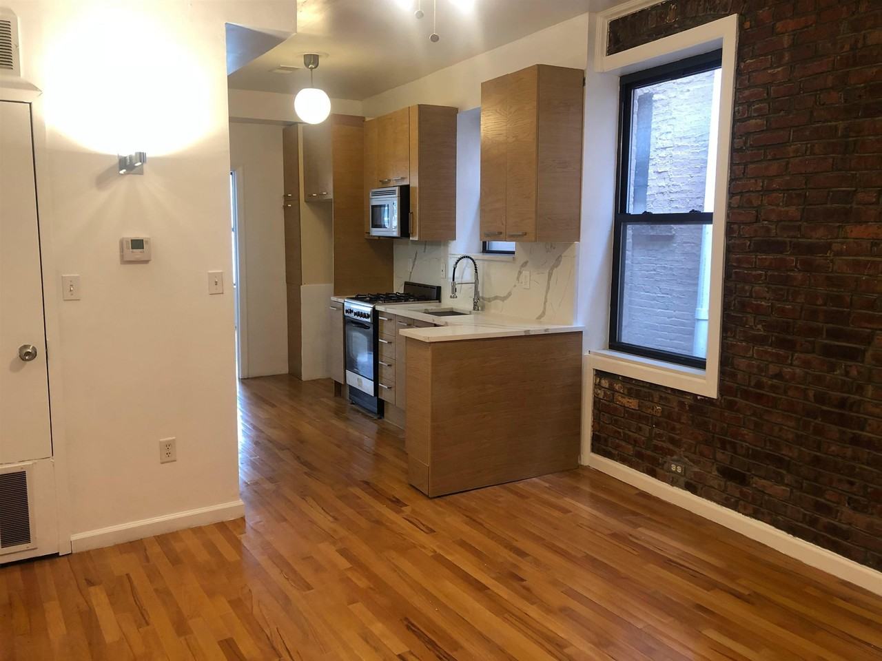 163 Baldwin Avenue ##5 - Photo 6 of 24