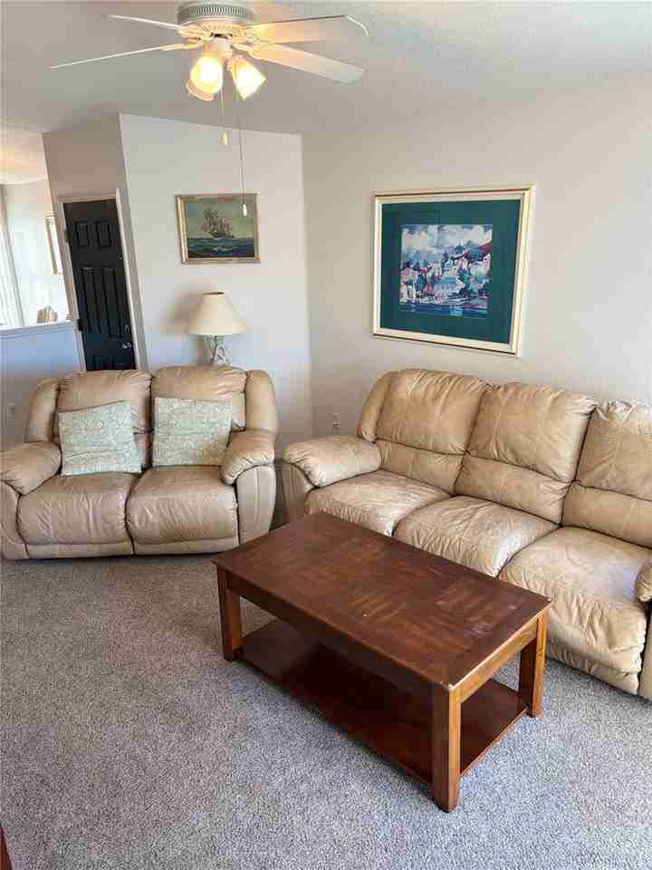 8804 Grand Palms Cir - Photo 5 of 16