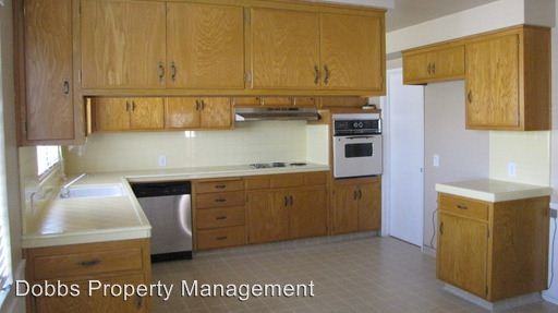 4917 Greenbrier Ave - Photo 2 of 18