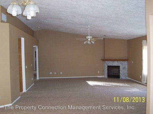 12411 Spring Valley Pkwy - Photo 3 of 13
