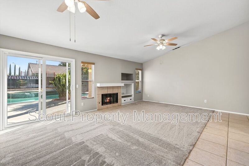 35912 Arras Dr - Photo 6 of 32