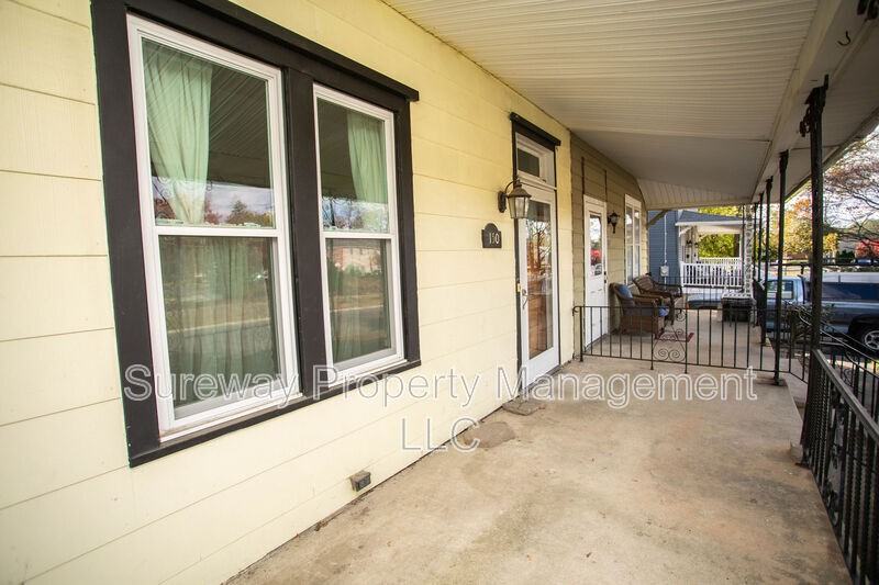 150 Snyder Pl - Photo 3 of 50
