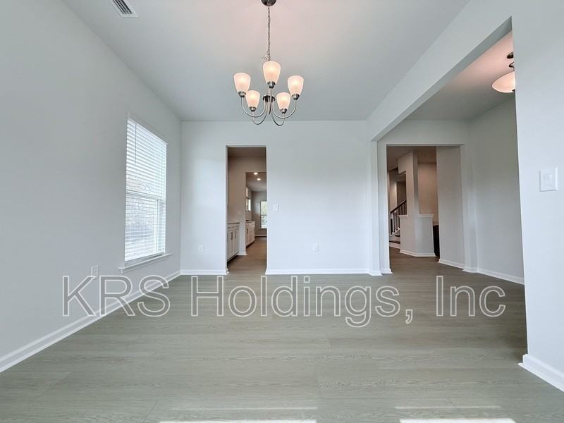 760 Bachelor Gulch Way - Photo 7 of 50