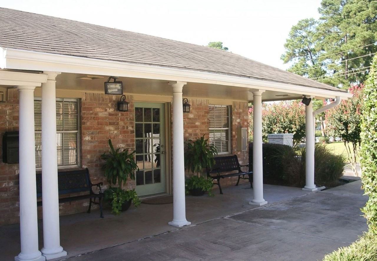 Woodhollow Apartments - Photo 2 of 5