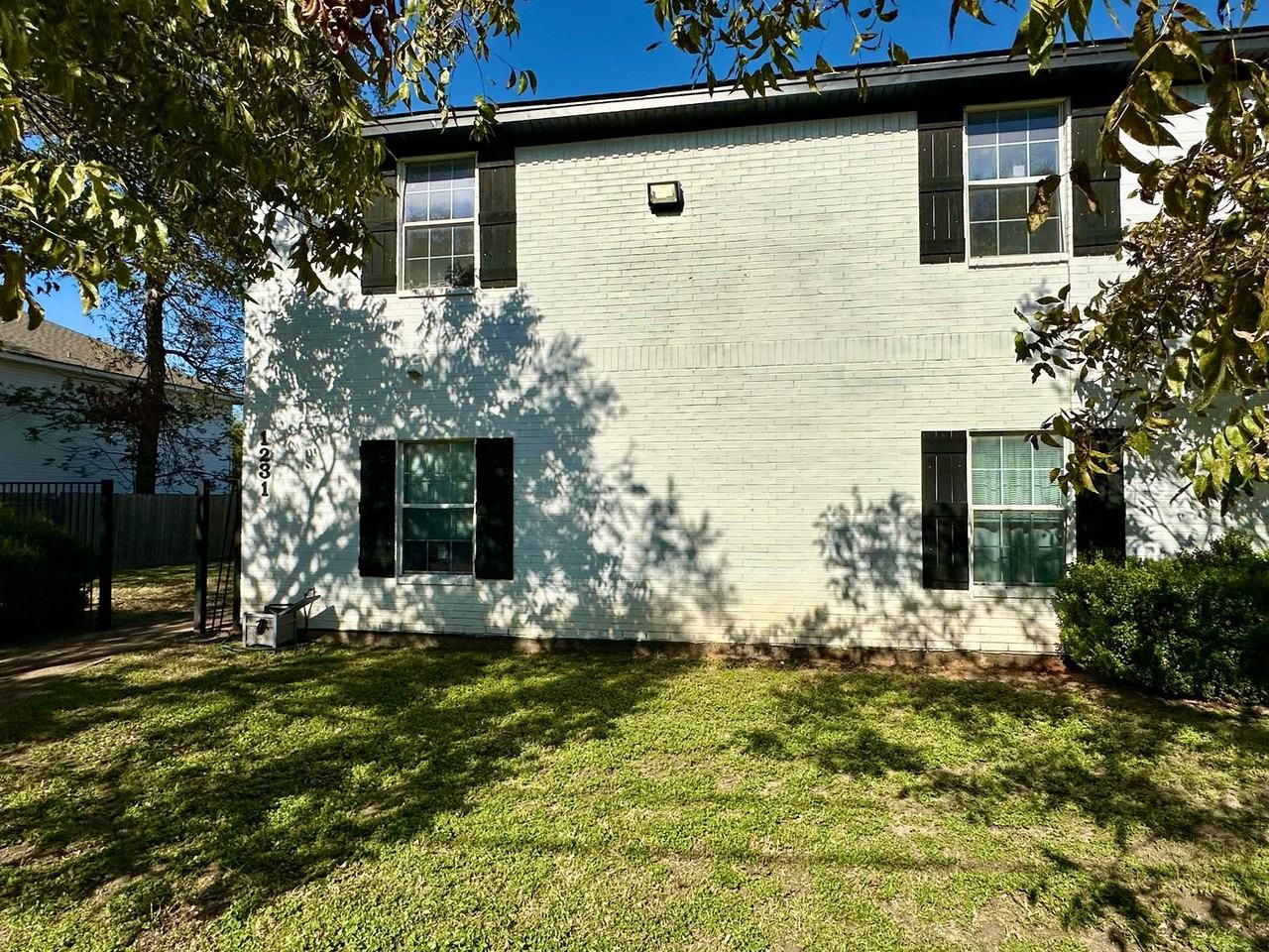 1231 1231 Wood Ave - 1231 Wood Ave B - Photo 3 of 18