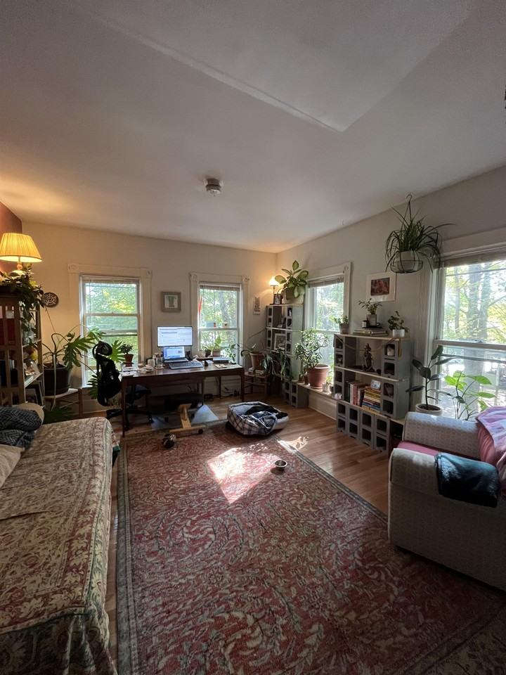 24 Ebby Drive - Photo 3 of 20