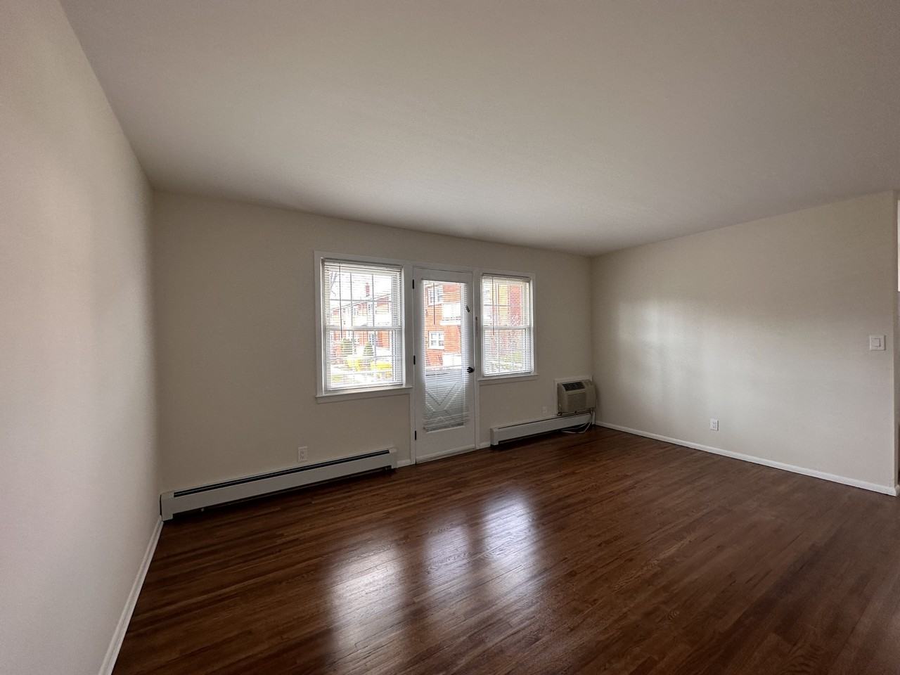 HVP1 - Buck, Henry, Hunt: - Photo 4 of 50