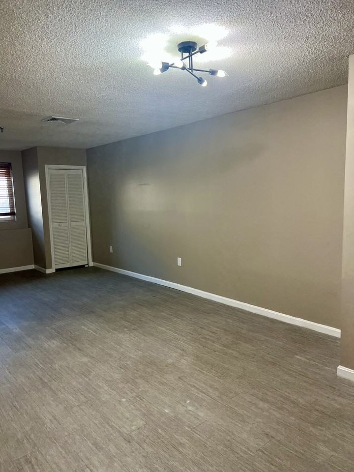 35 Prospect St #102 - Photo 6 of 21