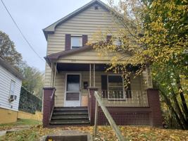 featured image of 872 E Crosier St