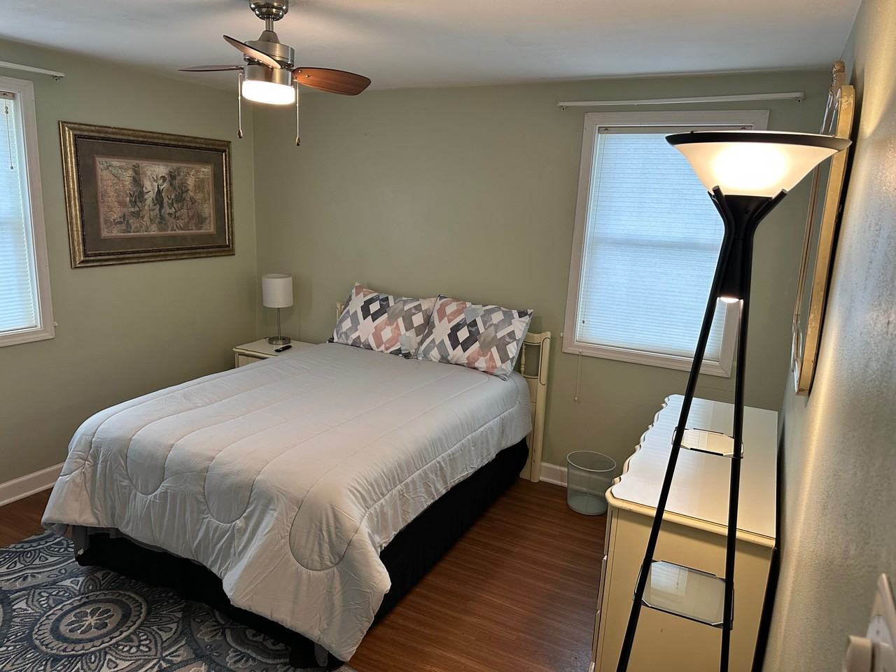 2210 Hollywood Pl - Photo 7 of 16