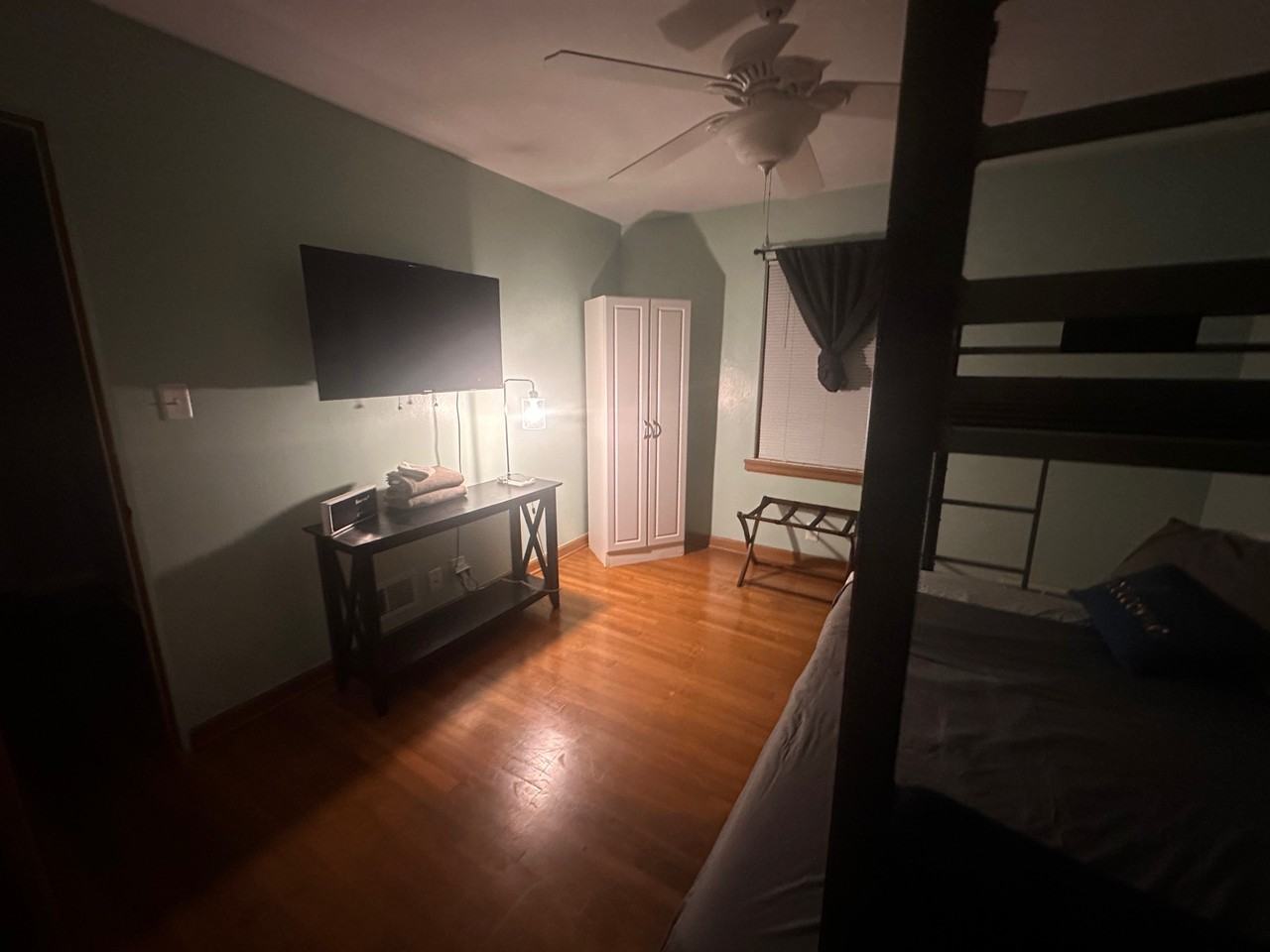 2222 Hollywood Pl #MAIN - Photo 5 of 11