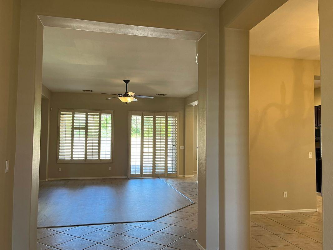 4918 E Gleneagle Dr - Photo 3 of 46